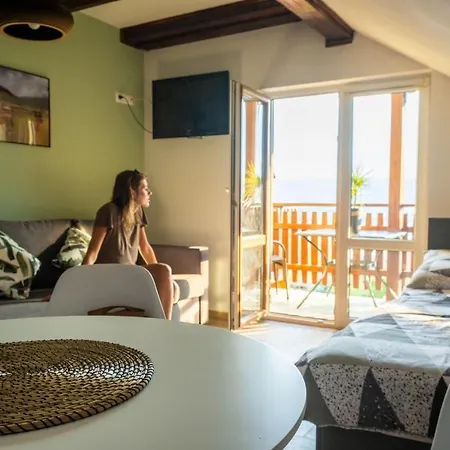 Izabela Bed & Breakfast 3*