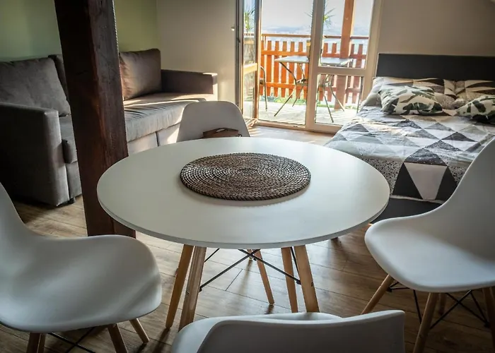 Izabela לינה וארוחת בוקר 3*